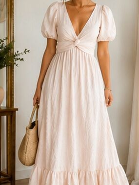 ASTR The Label Blush Pink Textured Puff Sleeve Maxi Dress Size Large Cottagecore